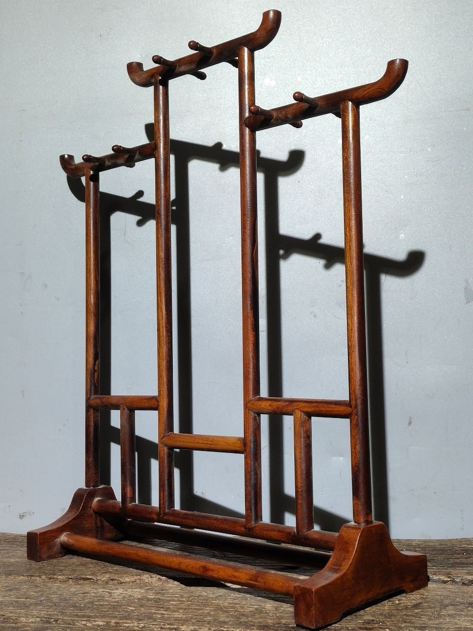 Lao Hua Li Mu Long Men Pen Holder