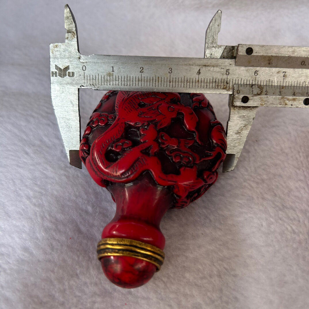 Chinese antique red coral snuff bottle