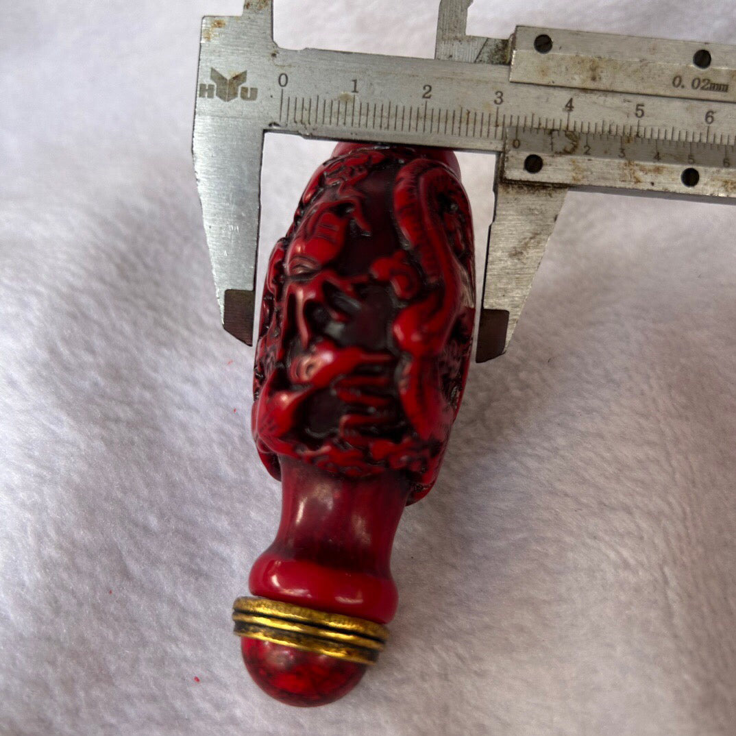Chinese antique red coral snuff bottle