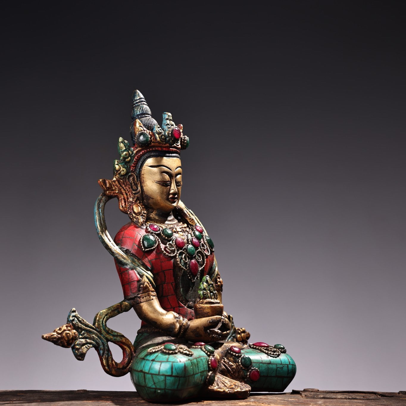 Chinese antique pure copper inlaid with gemstones, painted with Tibetan esoteric longevity Buddha statue