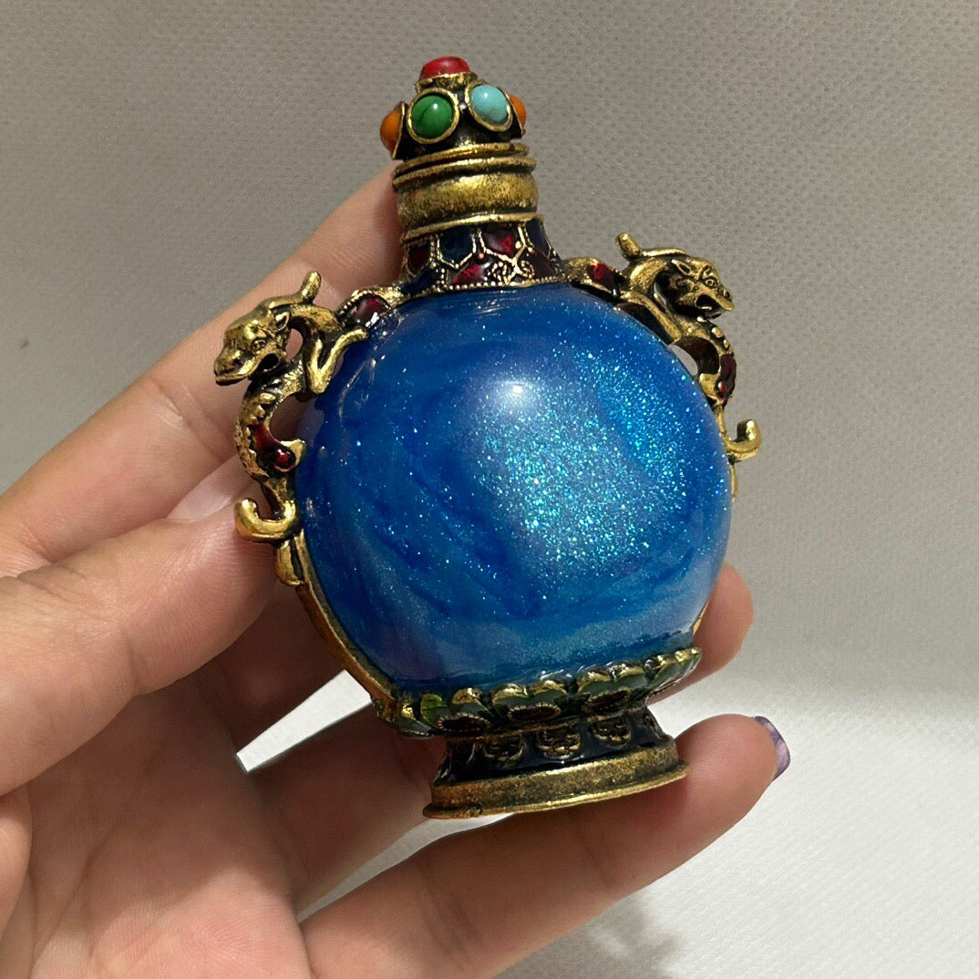Chinese antique copper snuff bottle