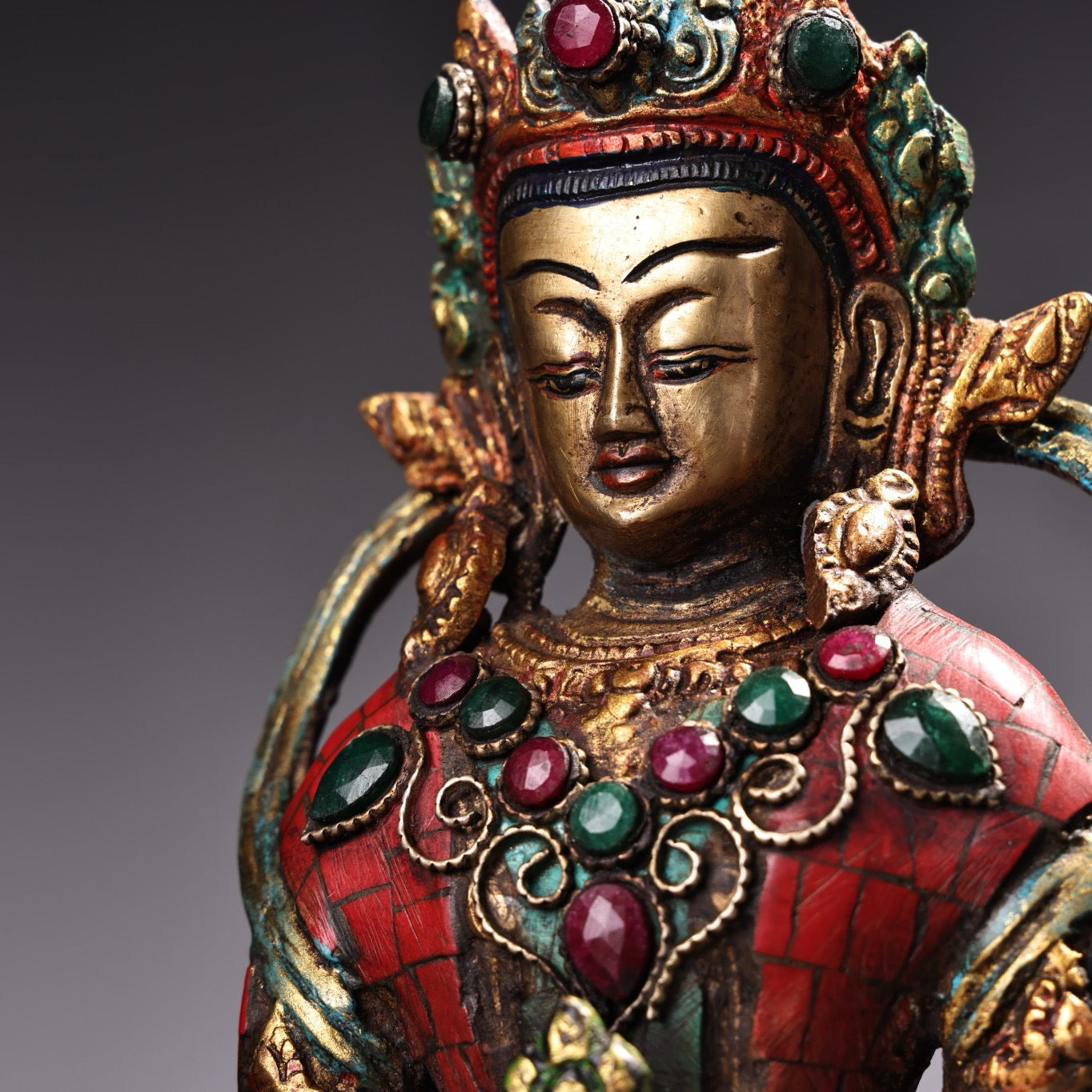 Chinese antique pure copper inlaid with gemstones, painted with Tibetan esoteric longevity Buddha statue