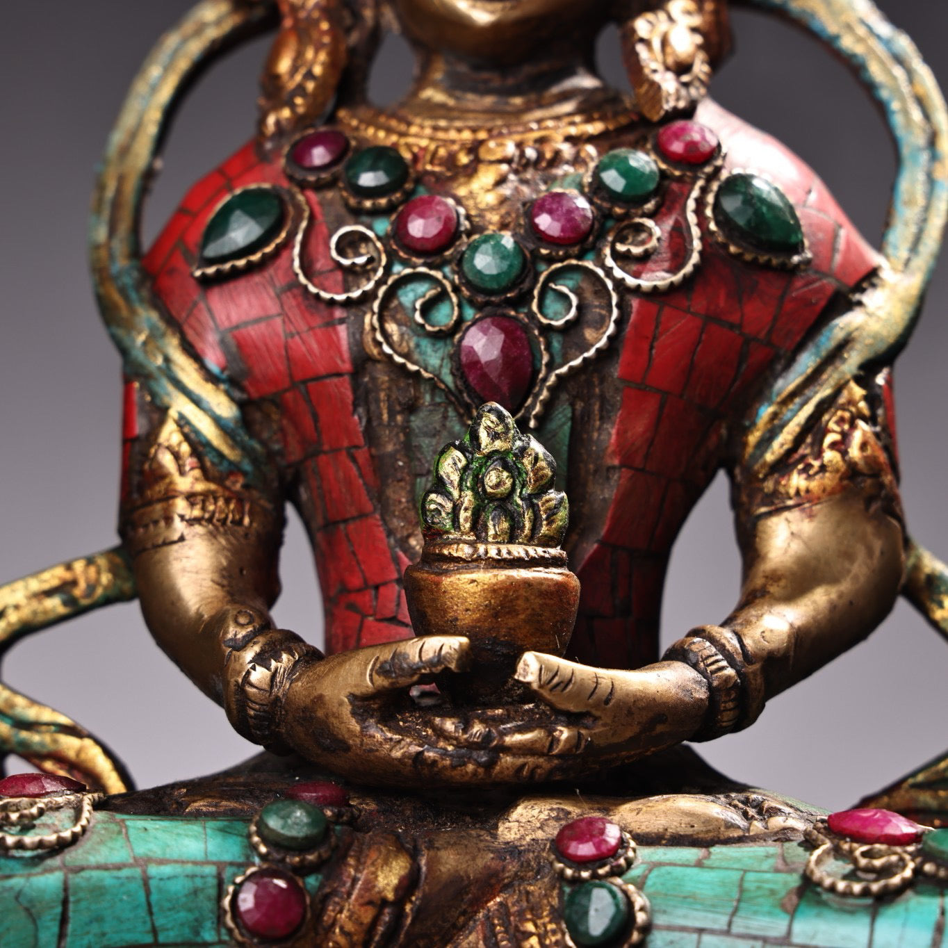 Chinese antique pure copper inlaid with gemstones, painted with Tibetan esoteric longevity Buddha statue
