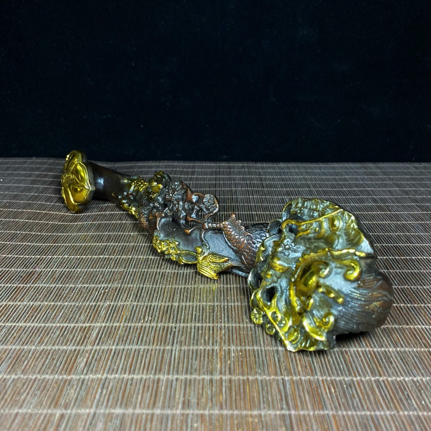 Pure copper gold-plated dragon head Ruyi ornament