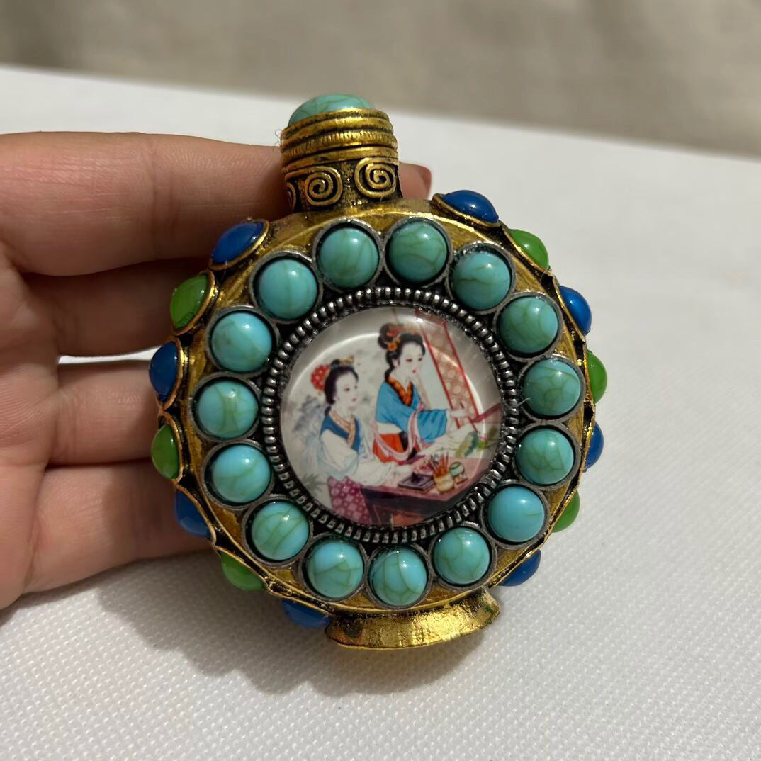 Chinese antique copper luminous snuff bottle