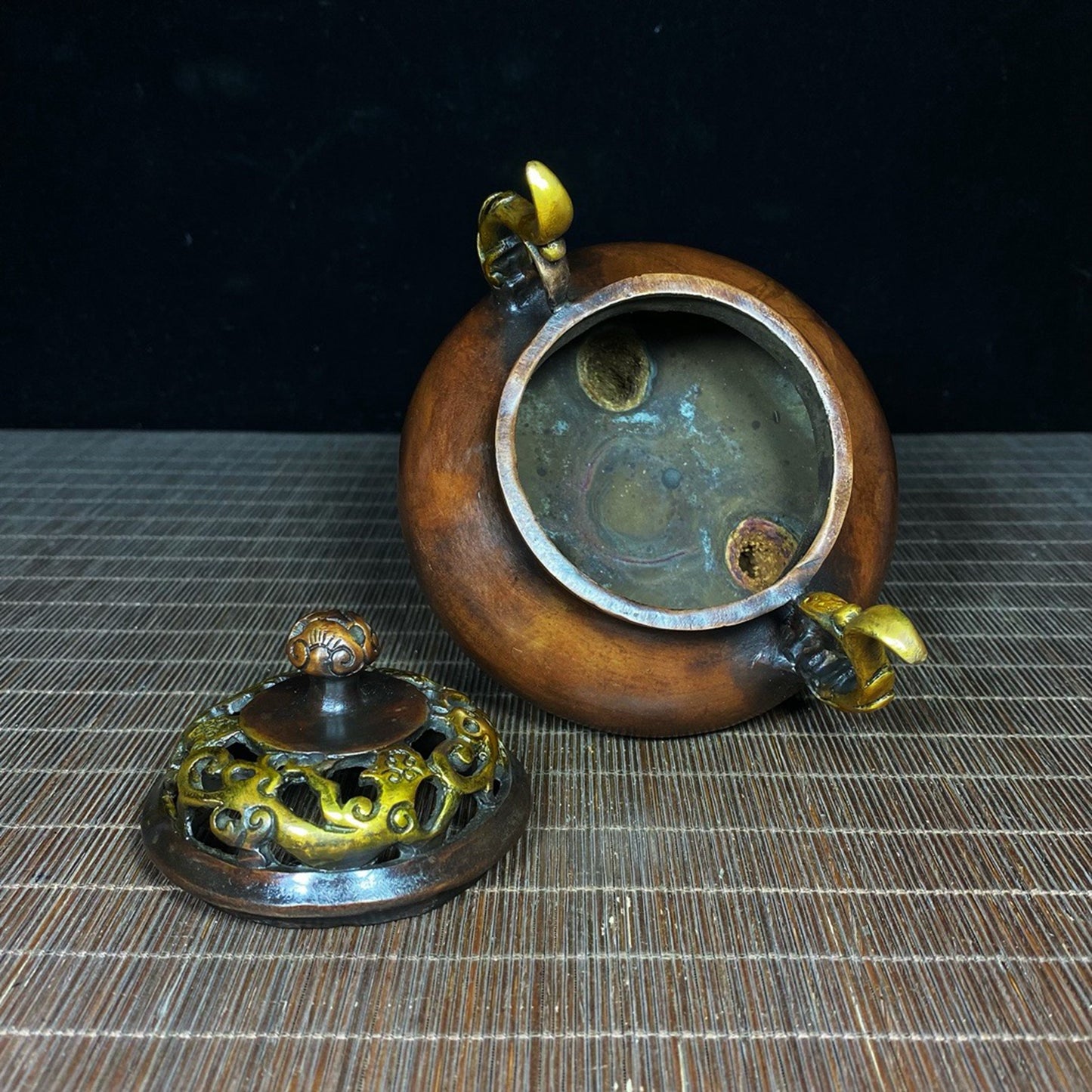 Pure copper gilded pointed ear imperial furnace