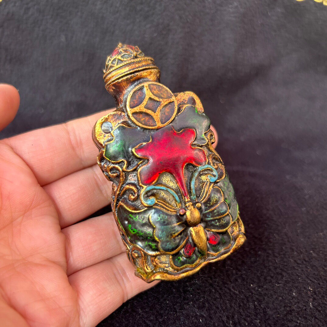 Chinese antique copper snuff bottle