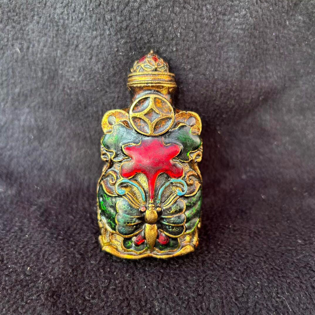 Chinese antique copper snuff bottle