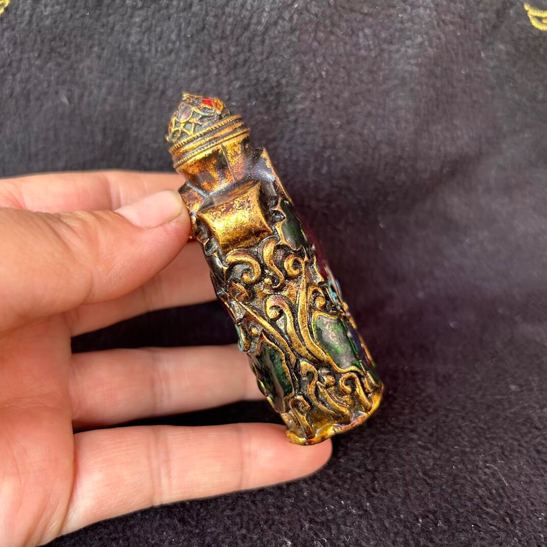 Chinese antique copper snuff bottle