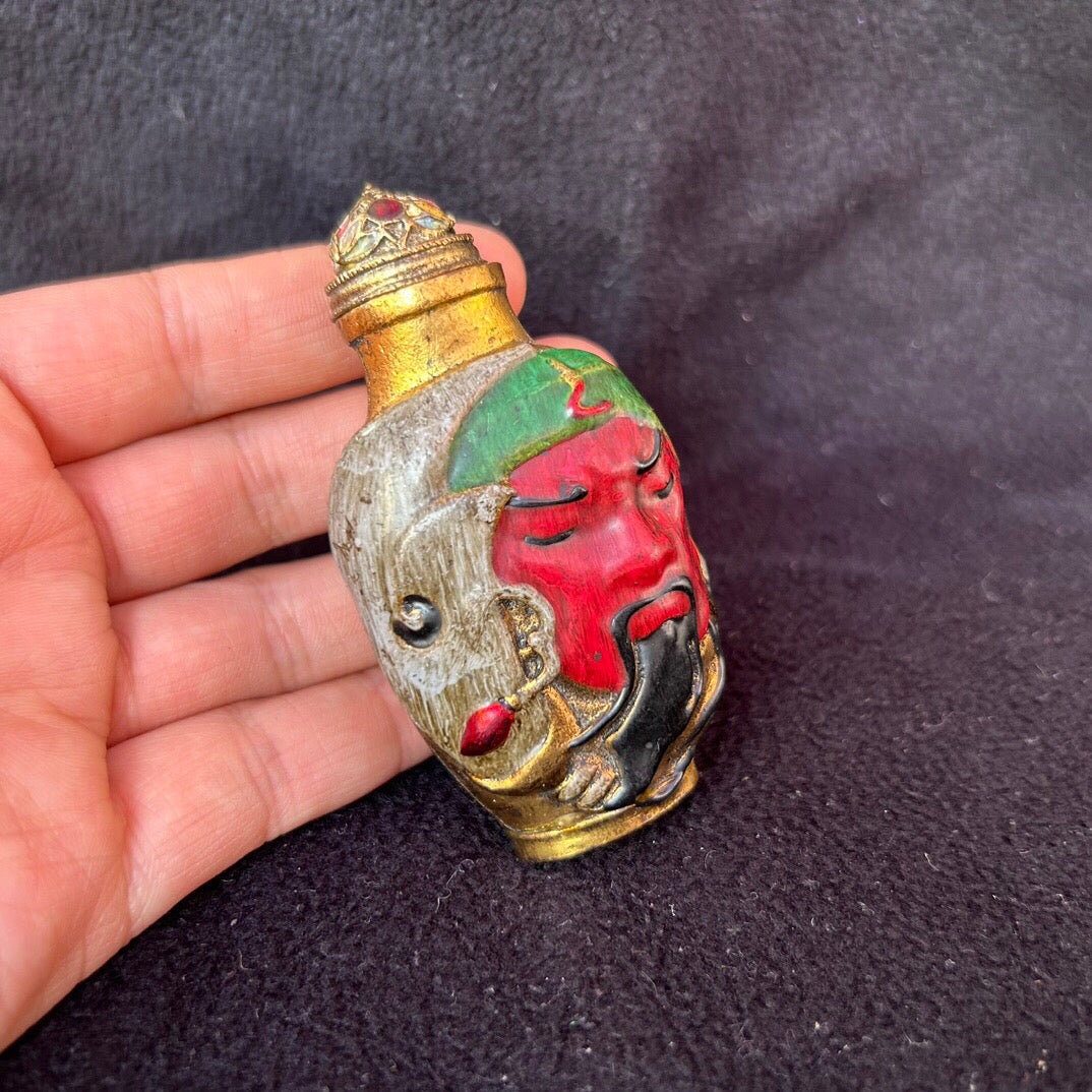 Chinese antique copper snuff bottle