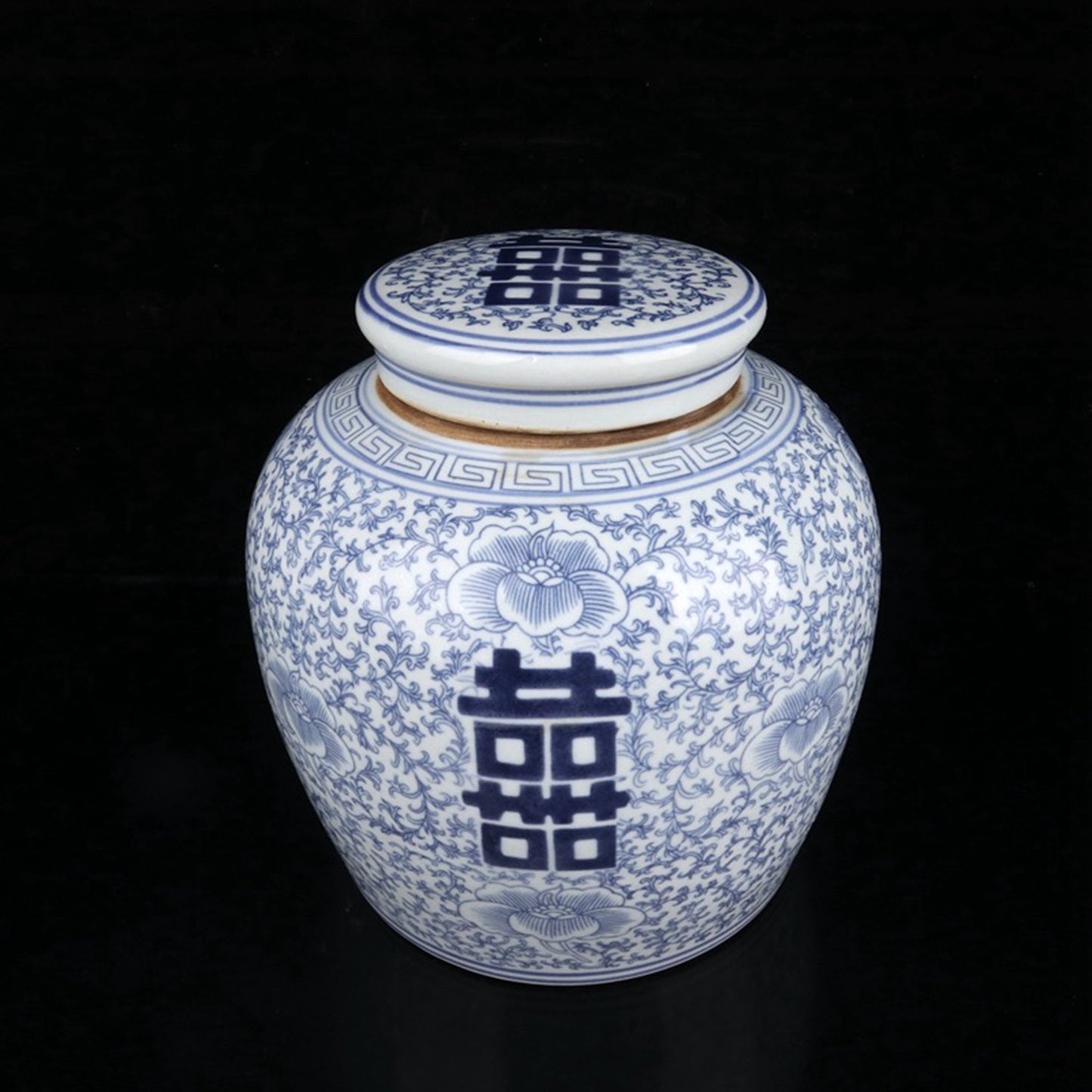 Blue and white happiness shaped lid jar
