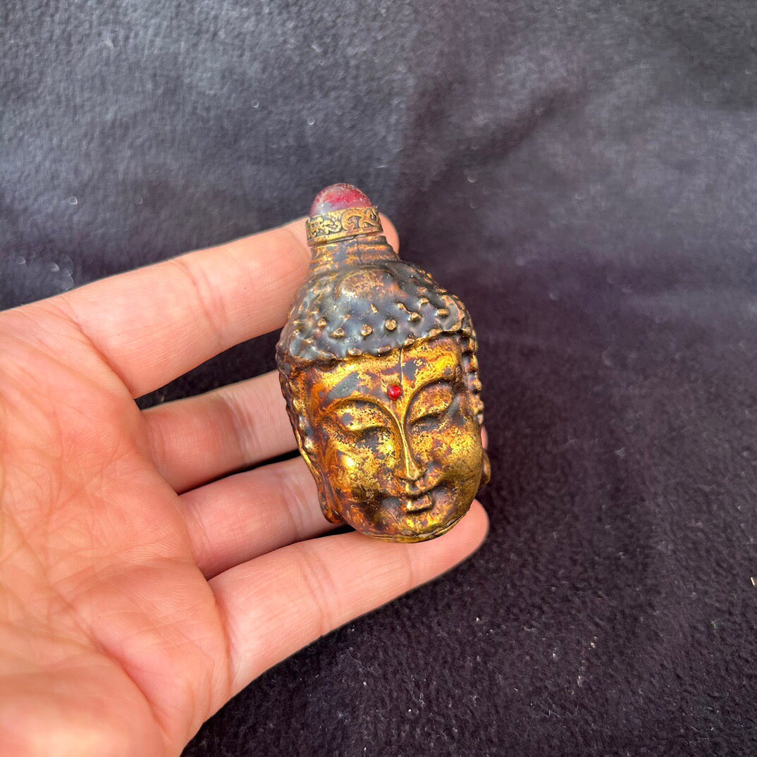 Chinese antique copper snuff bottle
