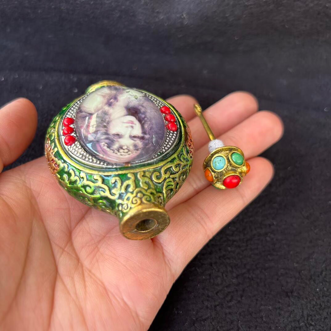 Chinese antique copper inlaid cloisonn é luminous snuff bottle