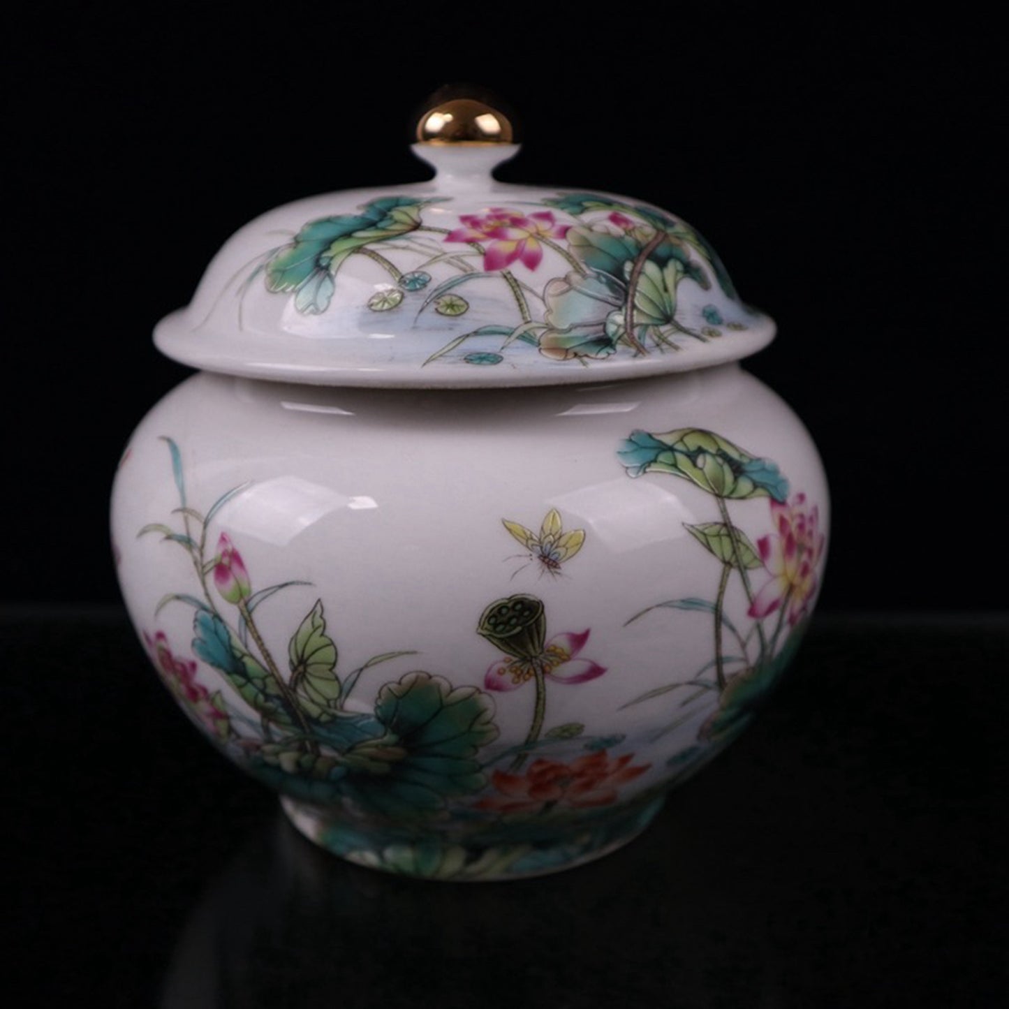 Pink lotus flower patterned lid jar
