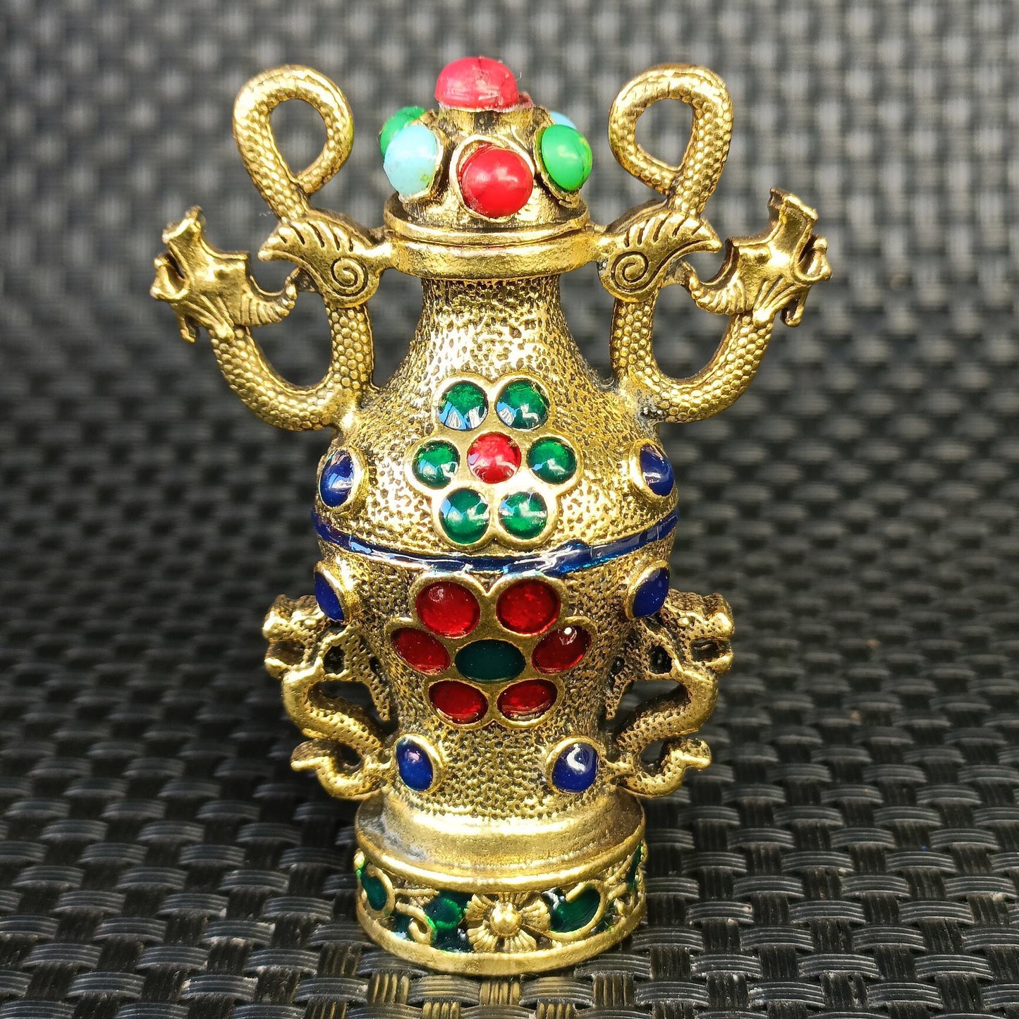 Chinese antique copper inlaid cloisonn é snuff bottle