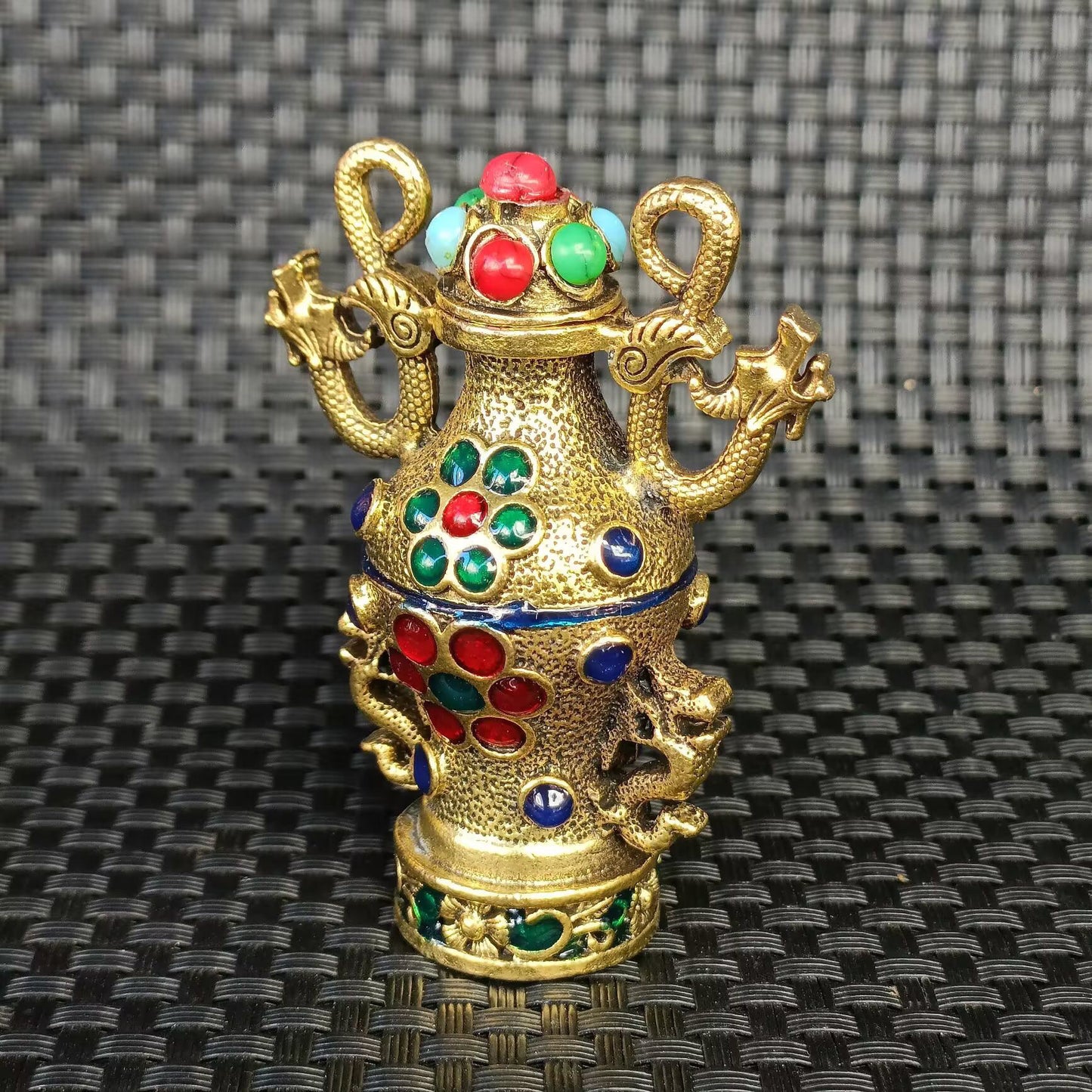 Chinese antique copper inlaid cloisonn é snuff bottle