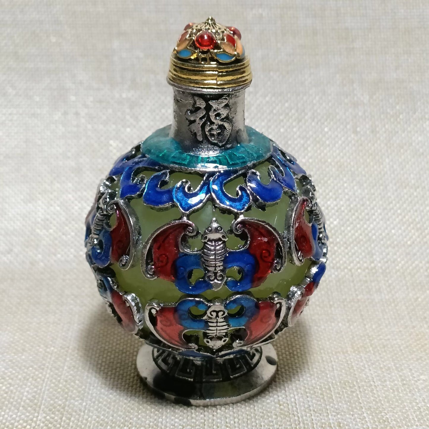 Chinese antique copper luminous snuff bottle