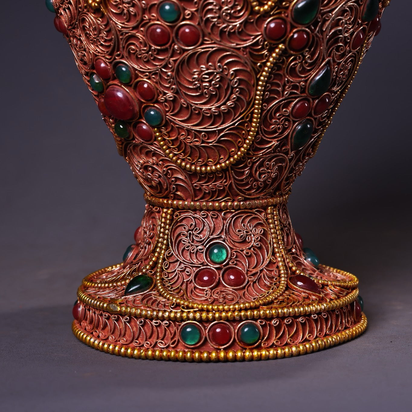 Chinese antique silk inlaid gemstone vase