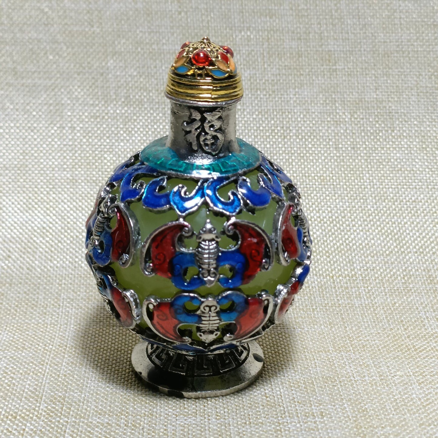Chinese antique copper luminous snuff bottle