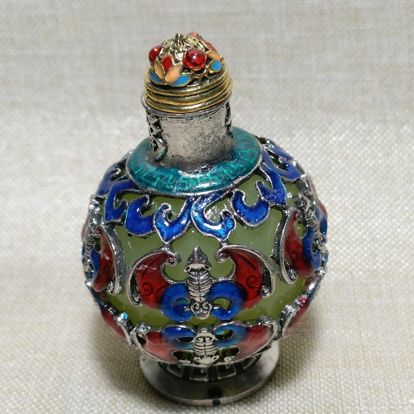 Chinese antique copper luminous snuff bottle