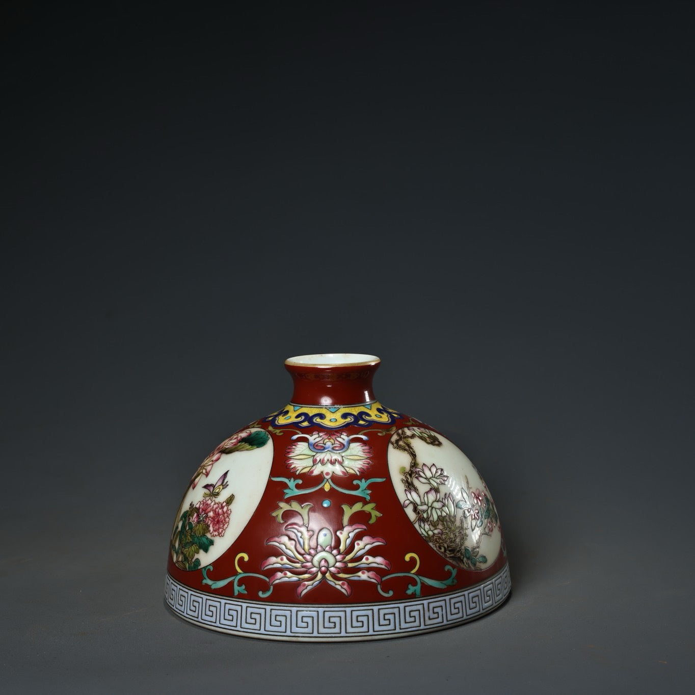 Chinese antique hand-painted pink porcelain vase and jar