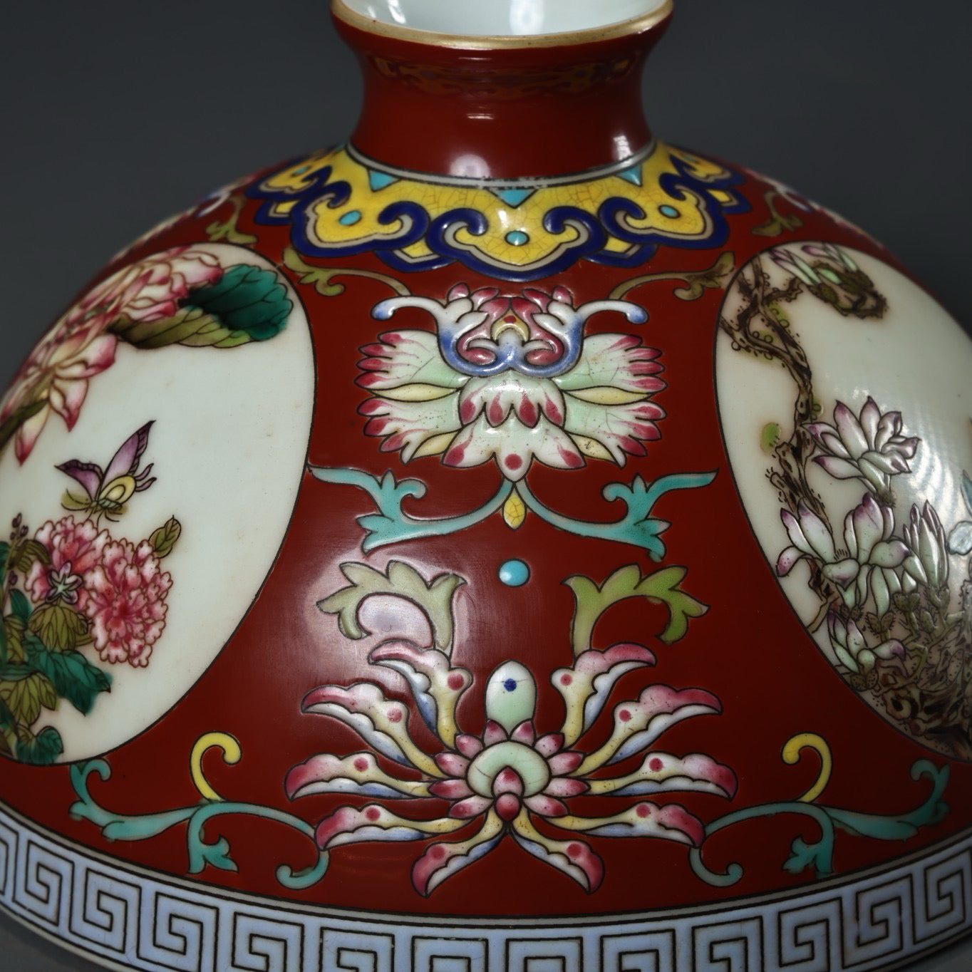 Chinese antique hand-painted pink porcelain vase and jar