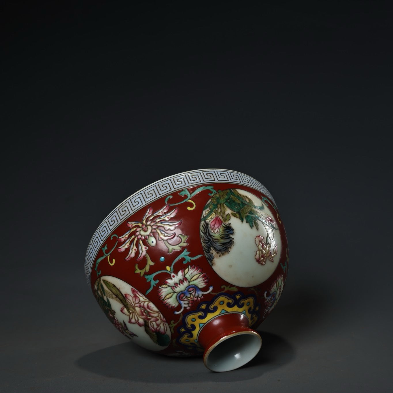 Chinese antique hand-painted pink porcelain vase and jar