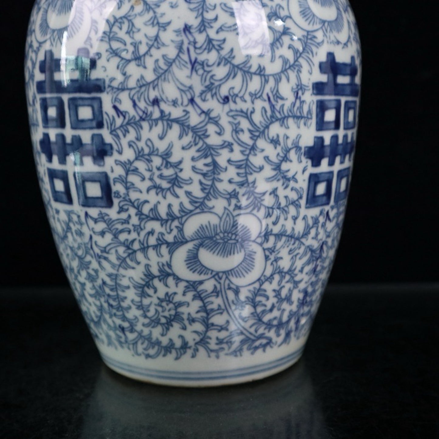 Blue and white winter melon jar