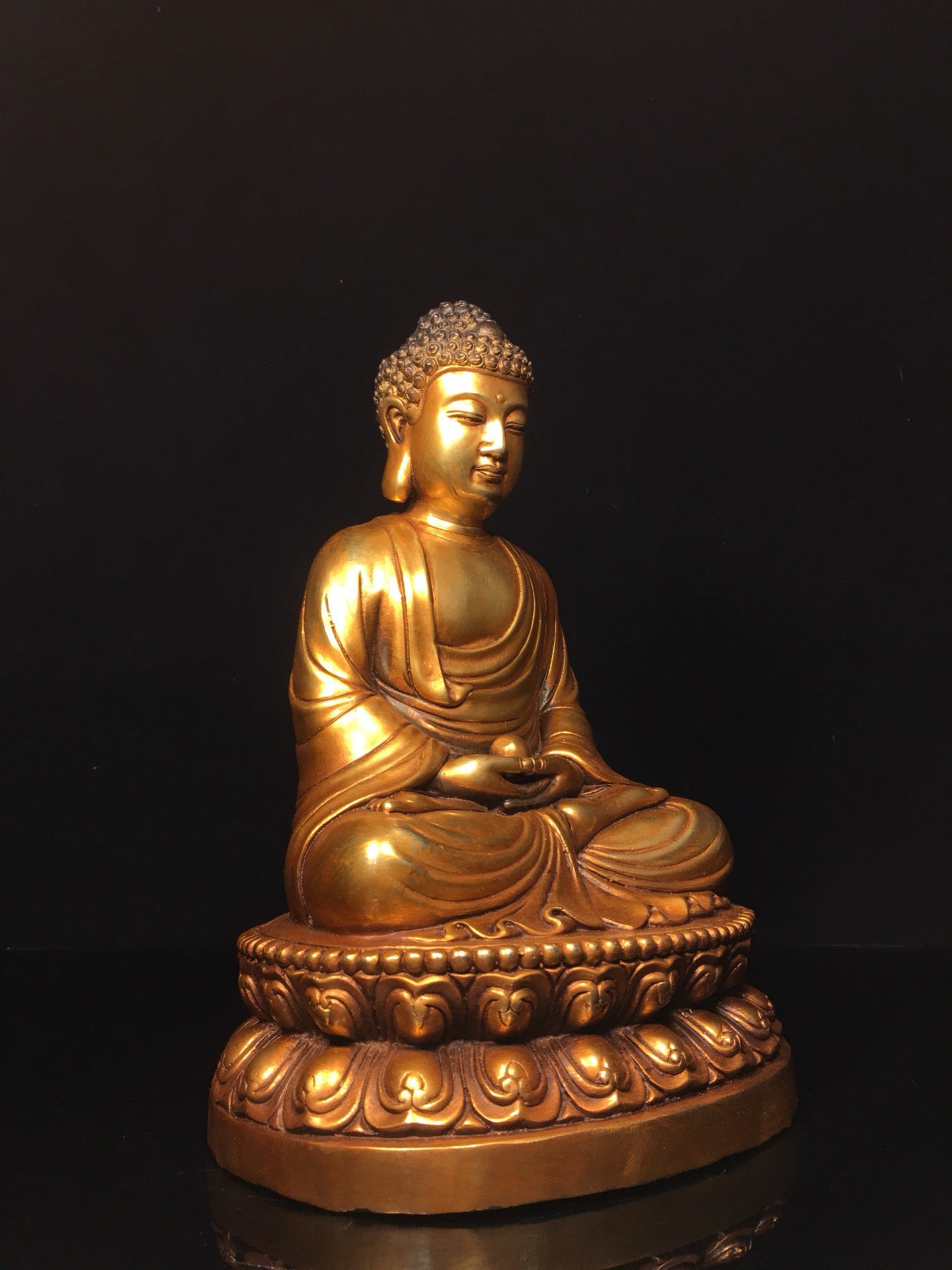 Chinese antique pure copper statue of Shakyamuni Buddha