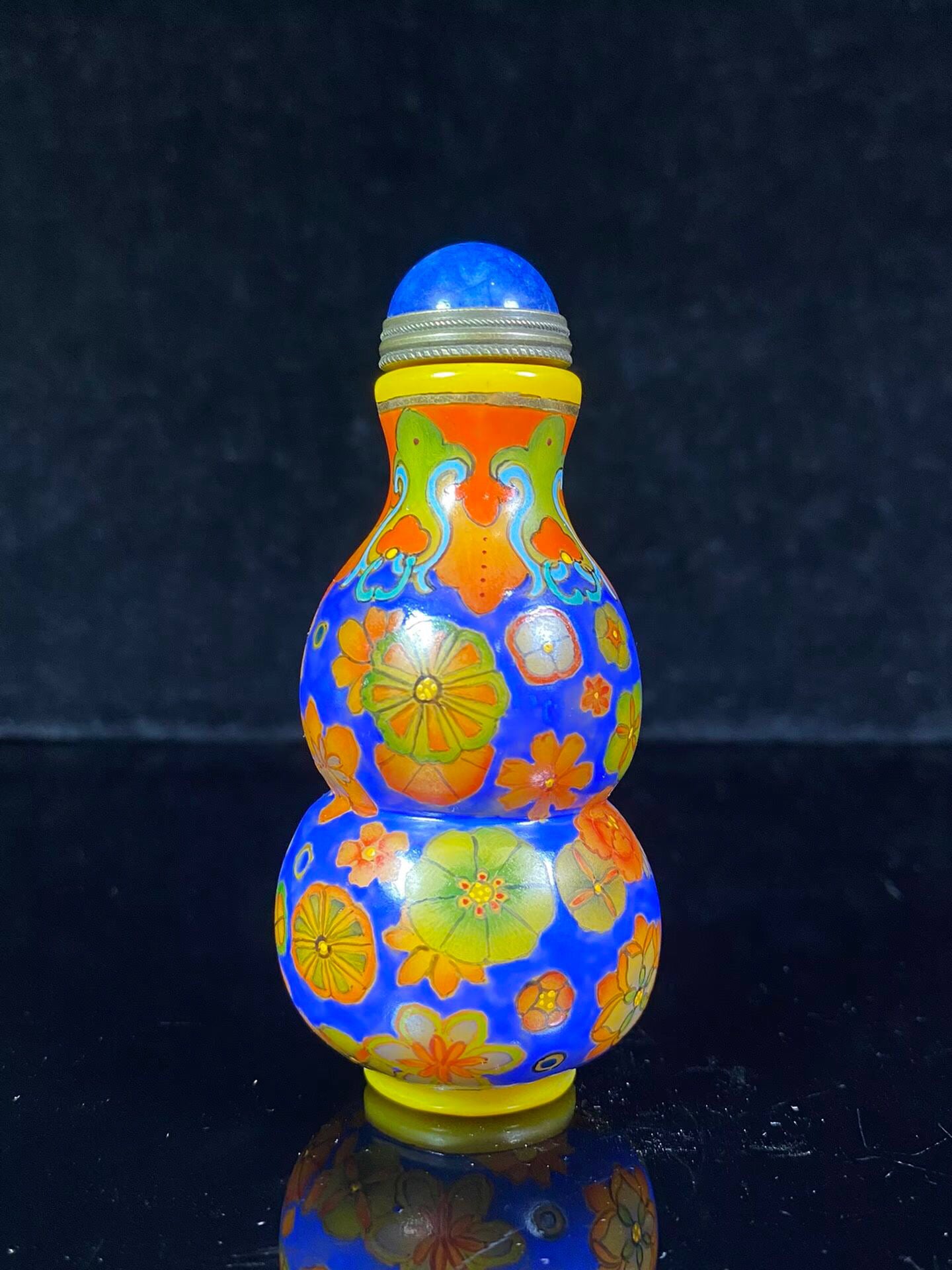 Chinese antique glazed painted enamel colored snuff bottle