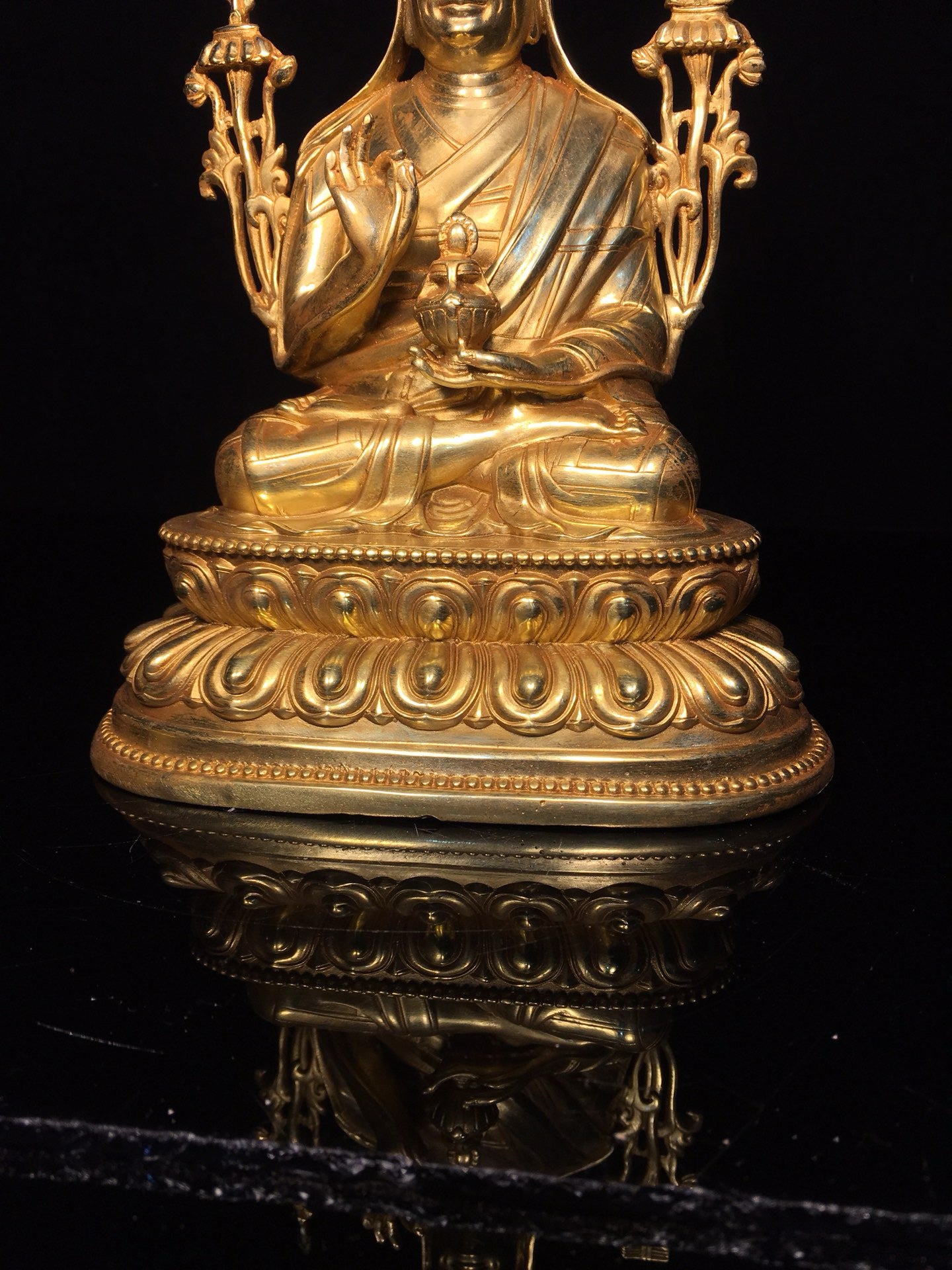 Chinese antique pure copper statue of Zongkhapa Buddha