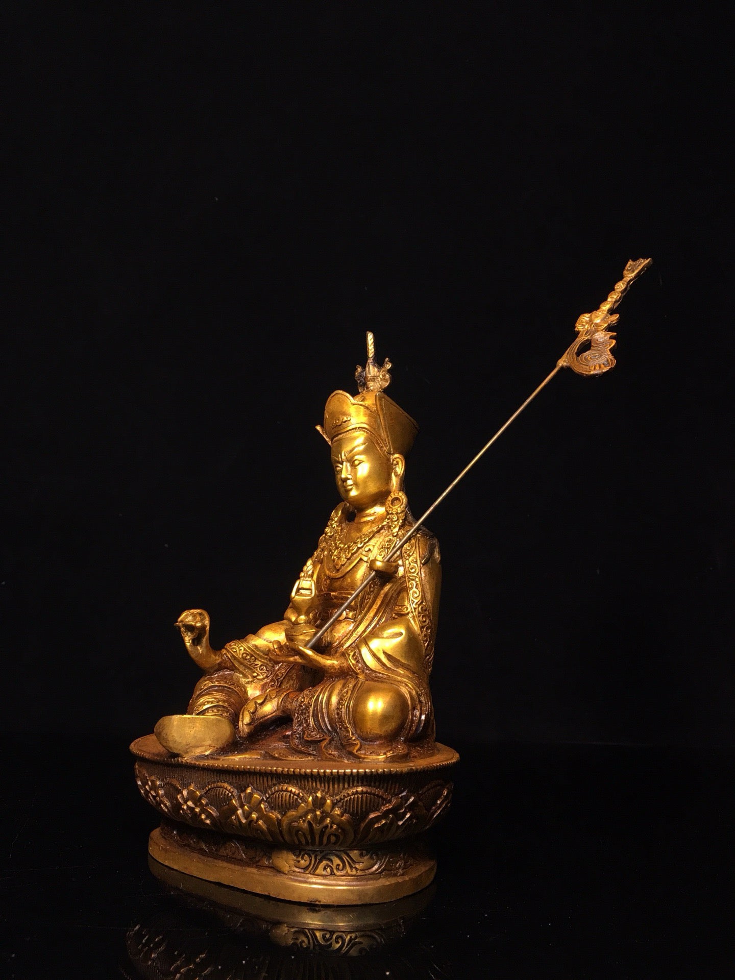 Master of Chinese Antique Pure Copper Lotus Mountain