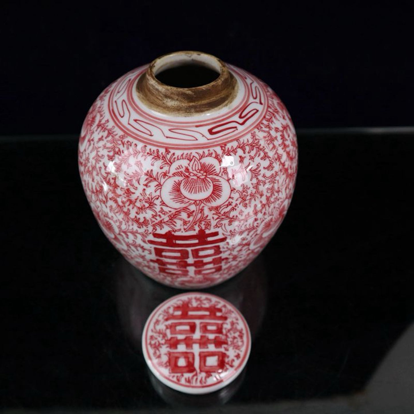 Glazed Double Happiness Red Entangled Lotus Pattern Cover Jar