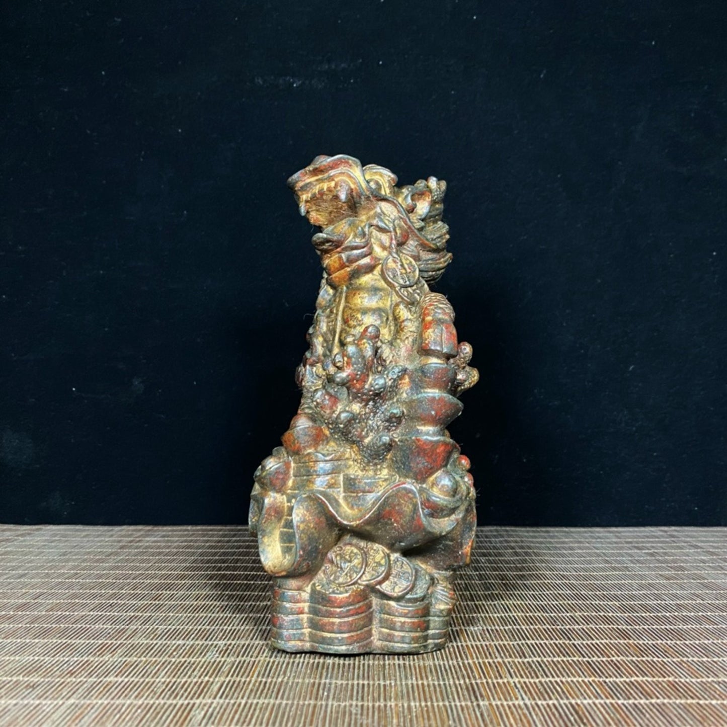 Old copper tire mud gold qilin