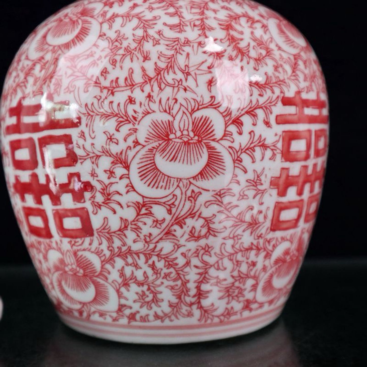 Glazed Double Happiness Red Entangled Lotus Pattern Cover Jar