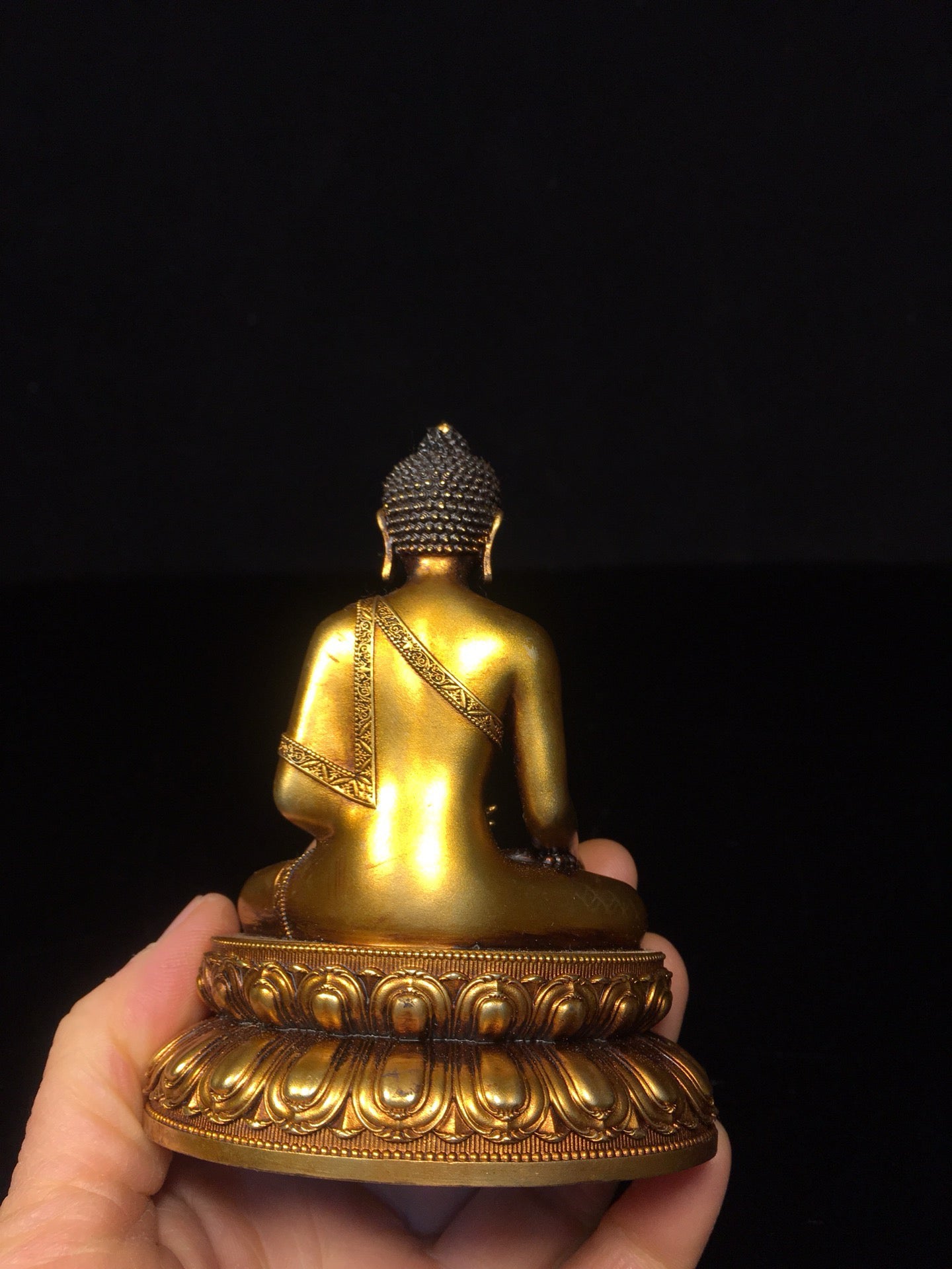 Chinese antique pure statue of Shakyamuni Buddha