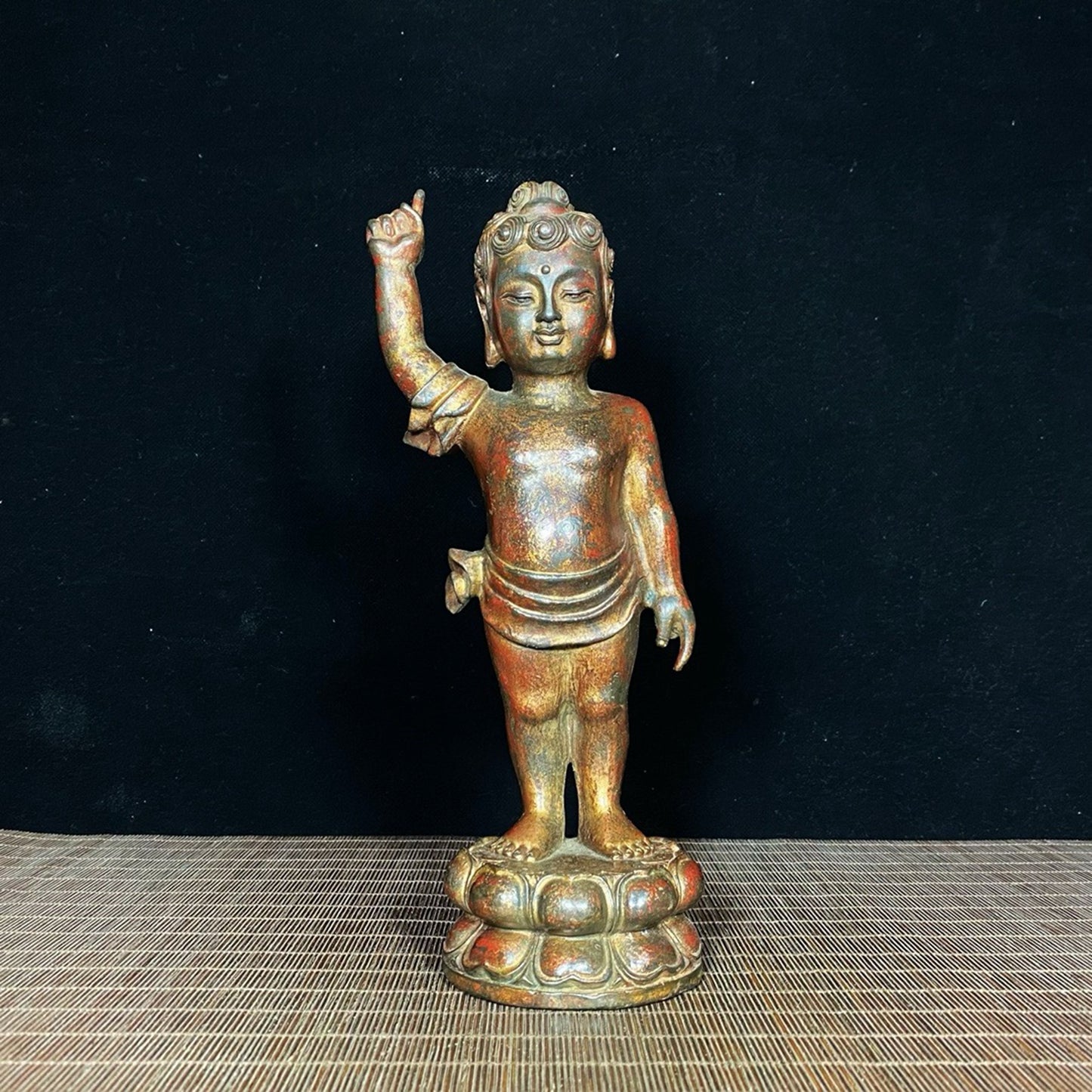 Old copper tire mud gold Shakyamuni Buddha