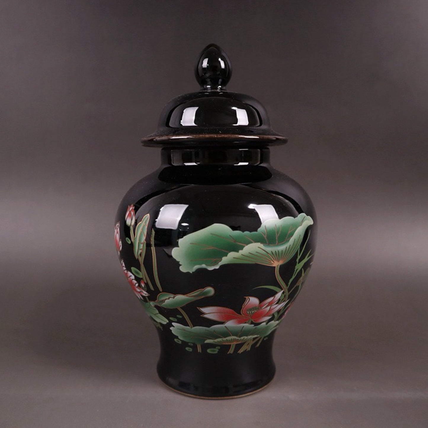Black gold glazed lotus patterned general jar