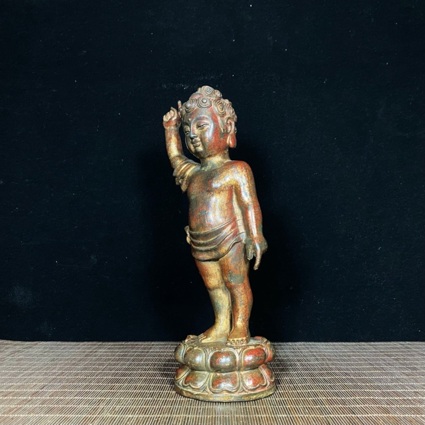 Old copper tire mud gold Shakyamuni Buddha
