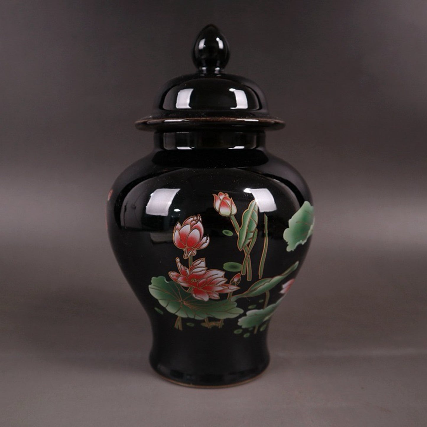 Black gold glazed lotus patterned general jar