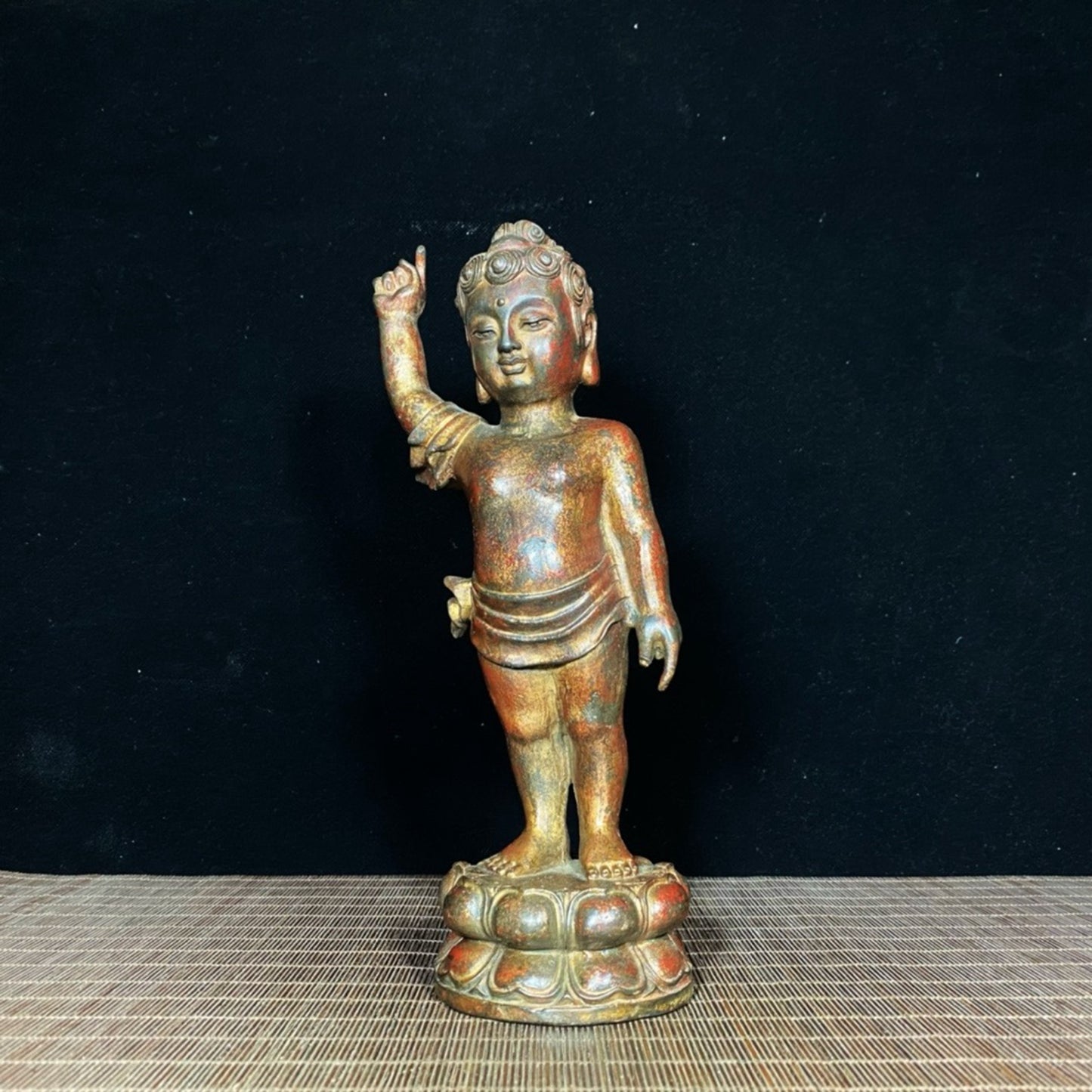 Old copper tire mud gold Shakyamuni Buddha