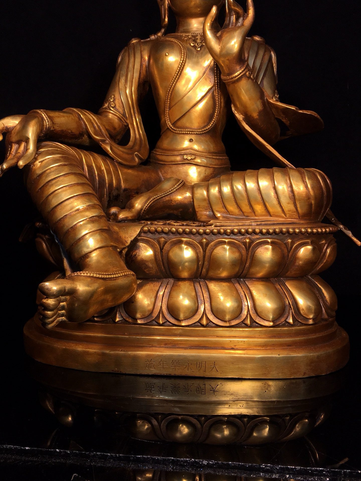 Chinese antique pure copper statue of Avalokitesvara Bodhisattva
