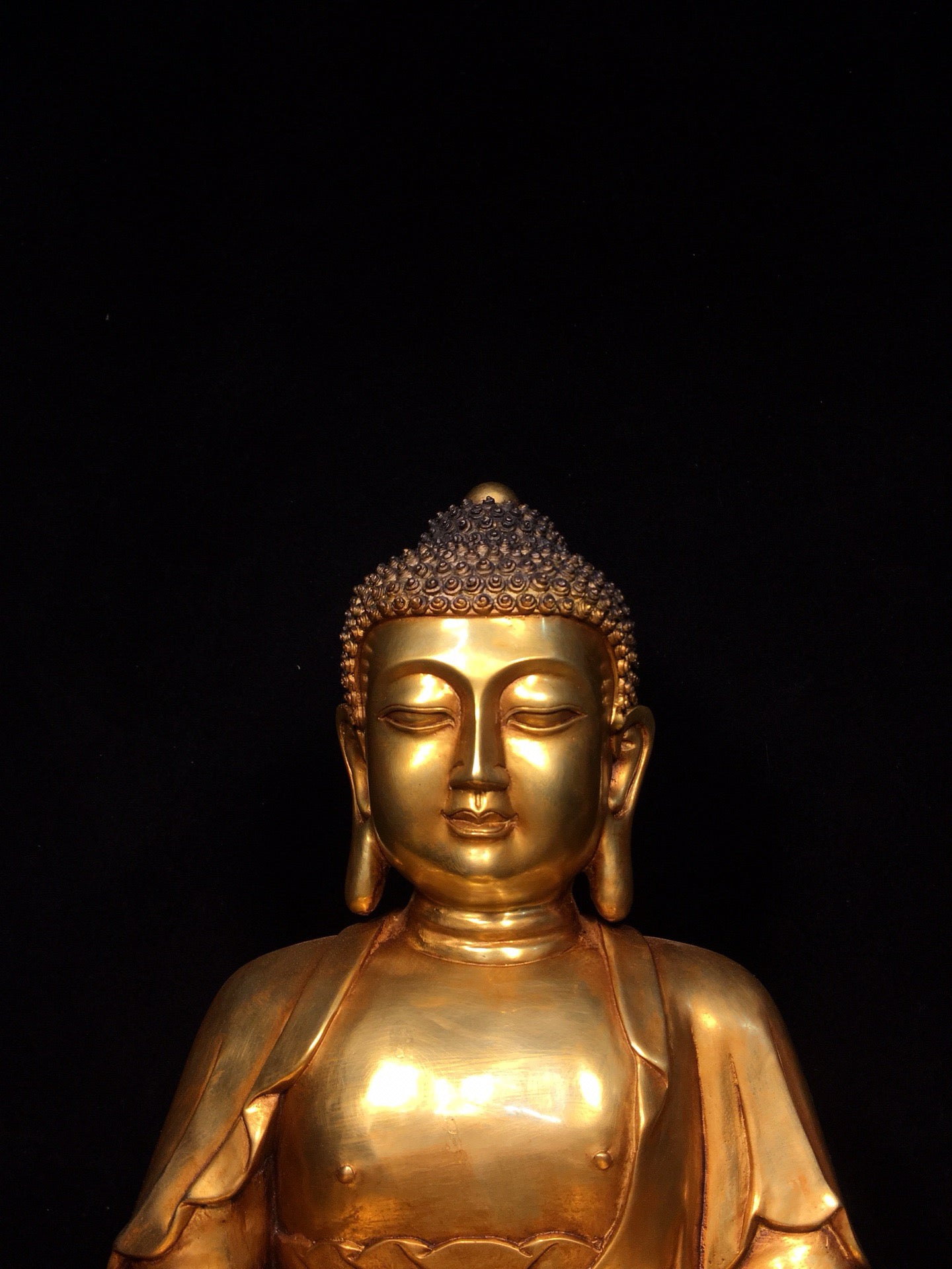 Chinese antique pure copper statue of Shakyamuni Buddha