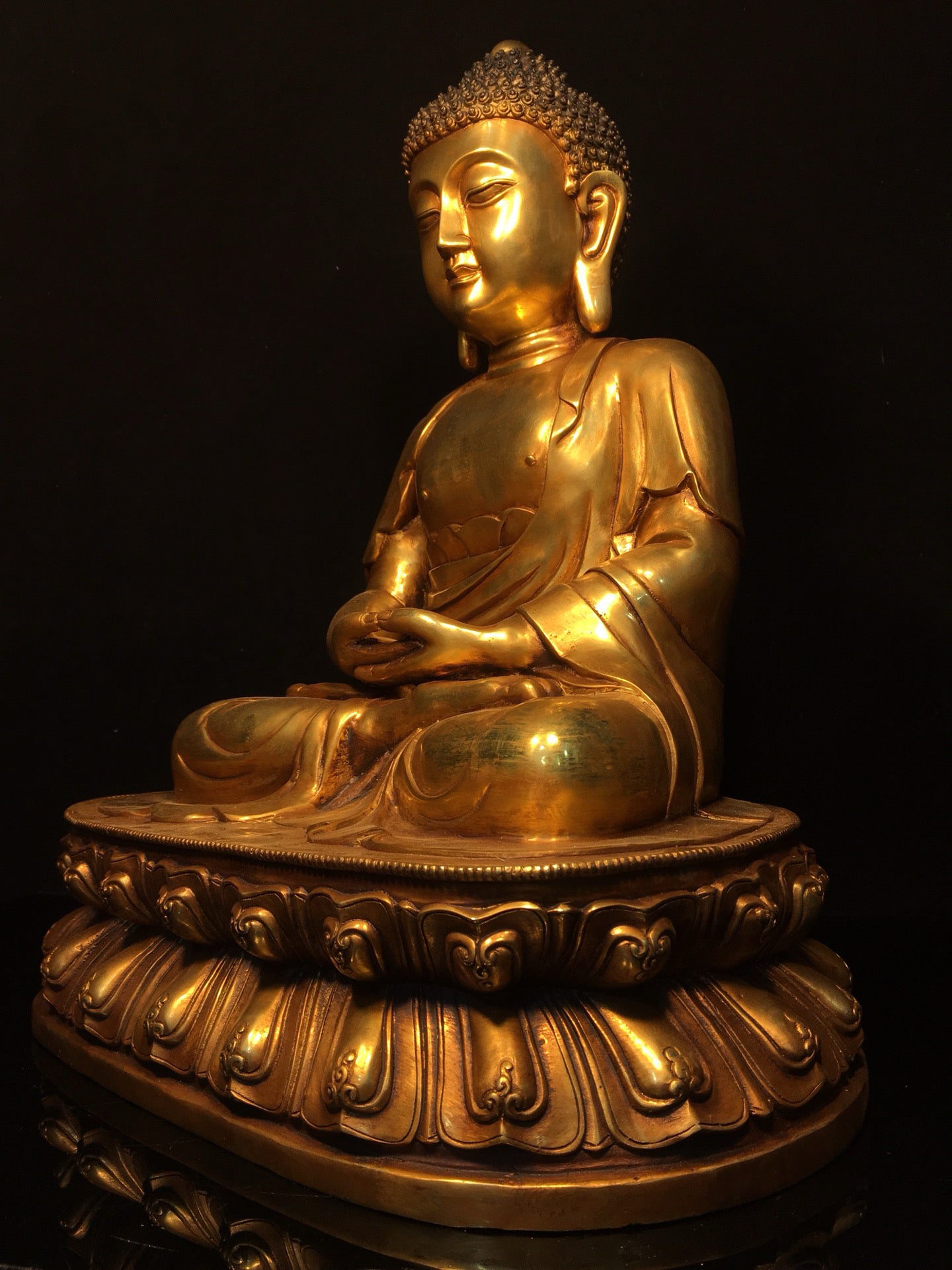 Chinese antique pure copper statue of Shakyamuni Buddha