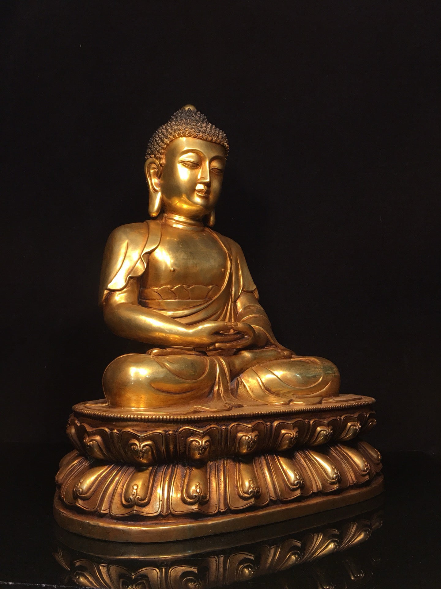 Chinese antique pure copper statue of Shakyamuni Buddha