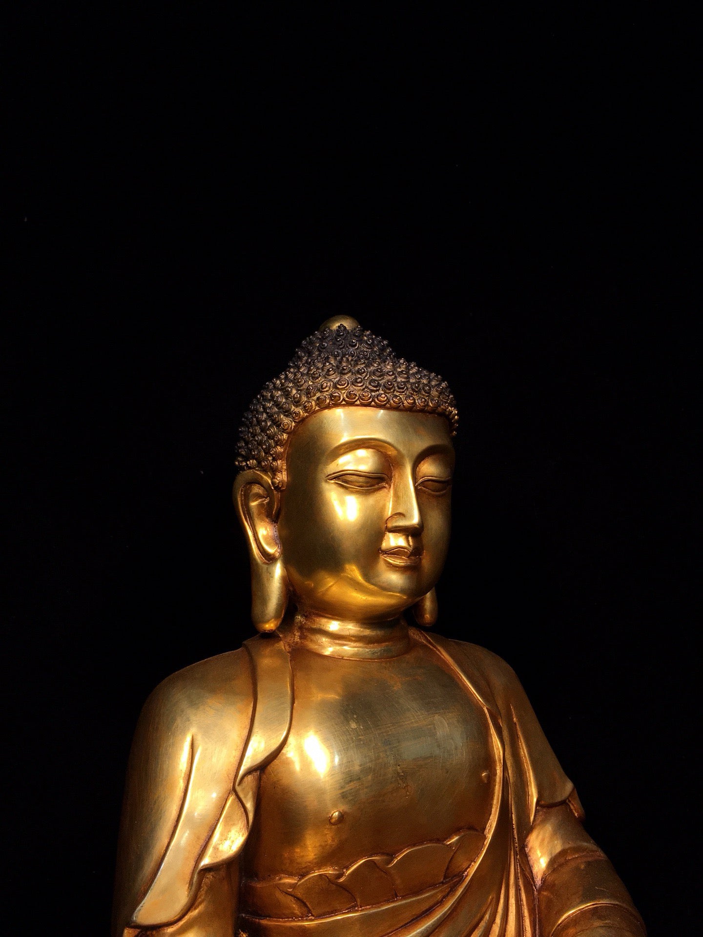 Chinese antique pure copper statue of Shakyamuni Buddha
