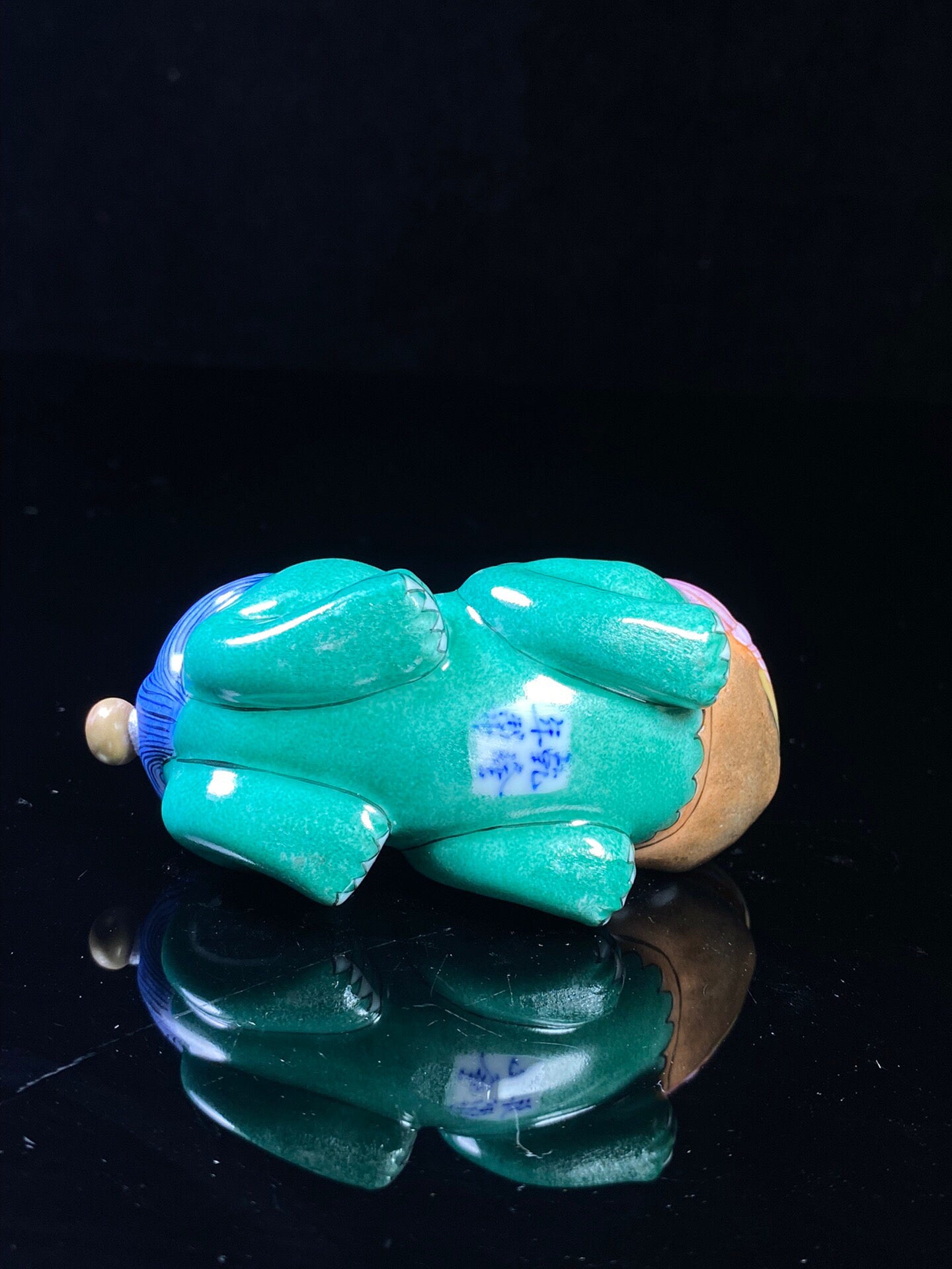Chinese antique porcelain body painting enamel colored Pixiu shaped snuff bottle