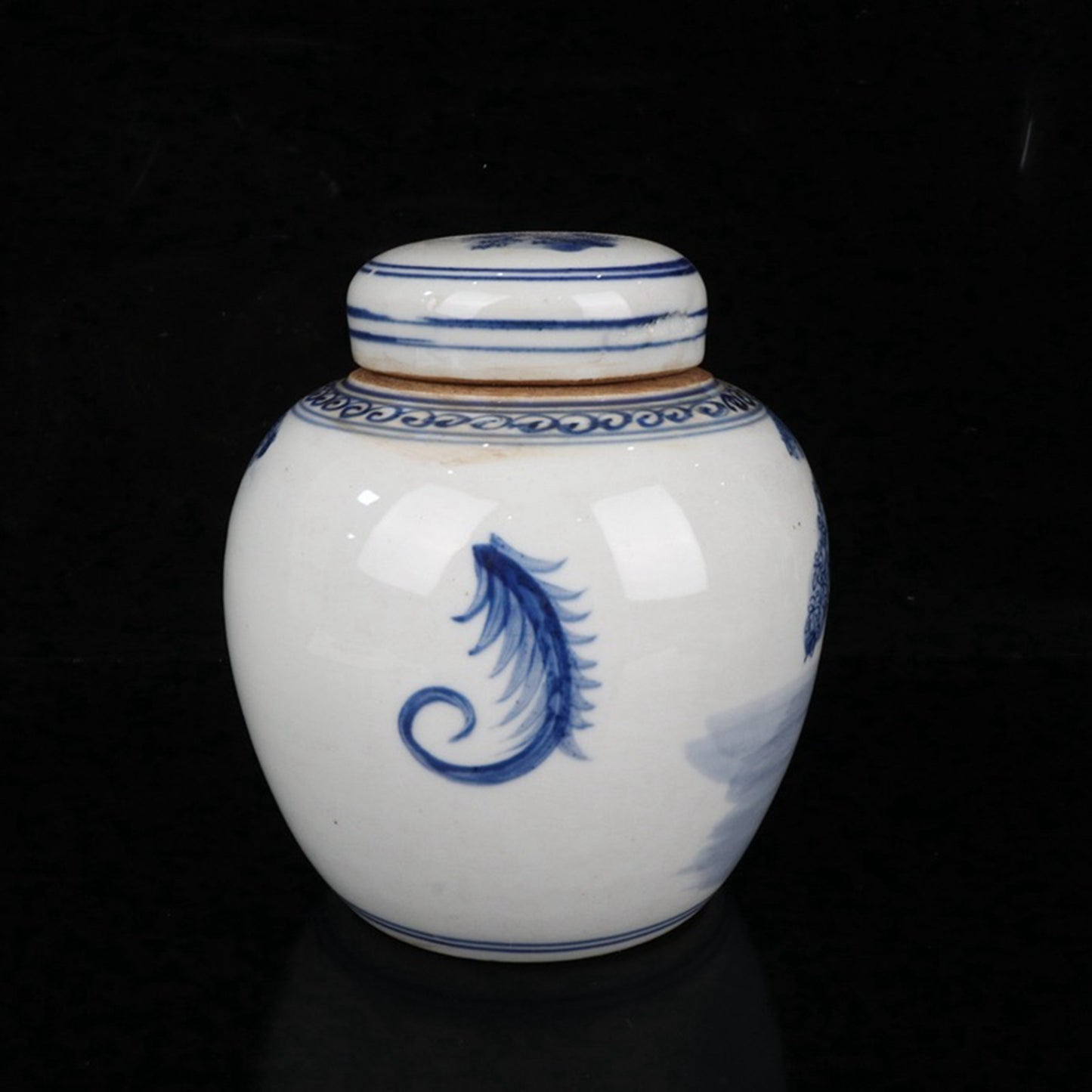 Ceramic blue and white three star patterned lid jar