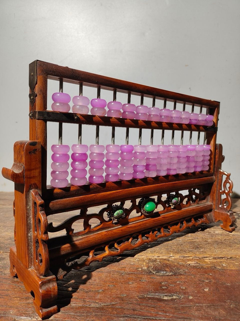 Solid wood carved abacus with flower pear and screen decoration