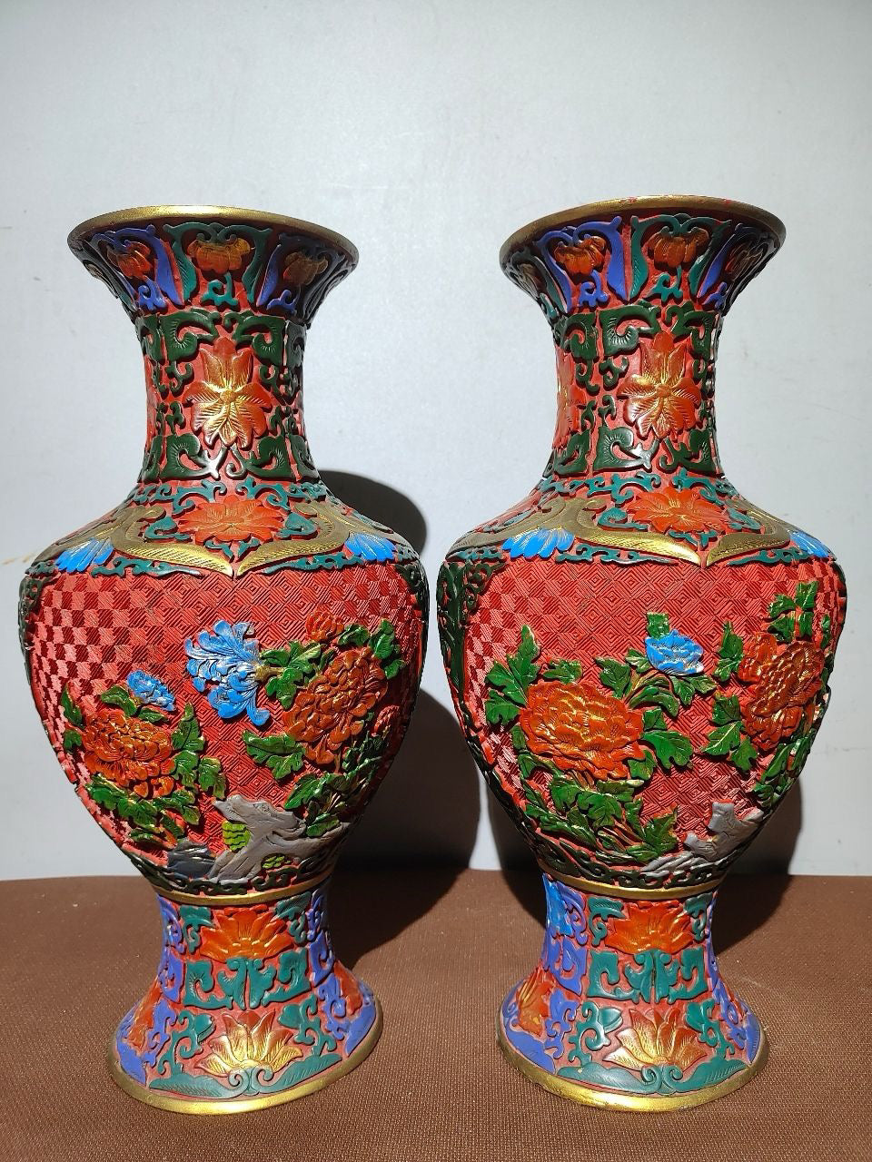 Red Lacquerware Vase